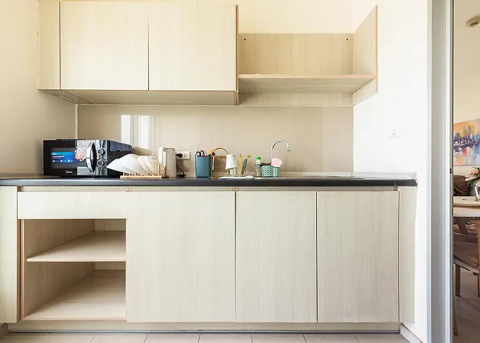 Apartment 2br, 6 Mins Walk Bts Wuttakat