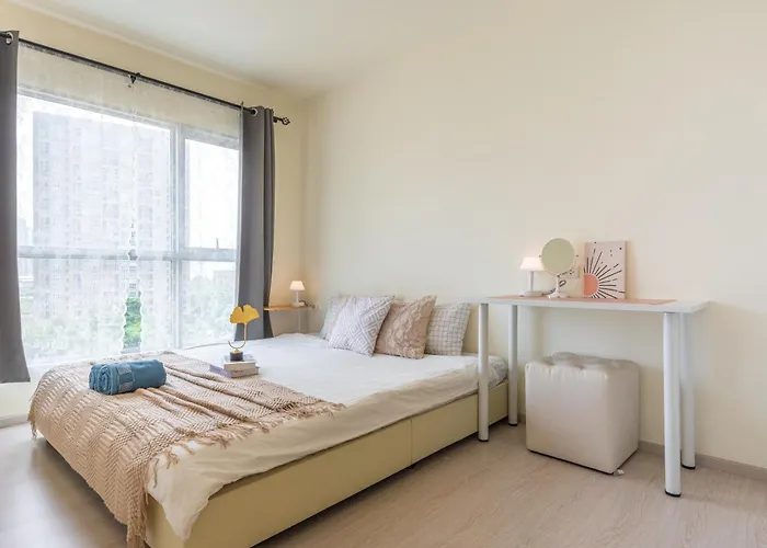 2br, 6 Mins Walk Bts Wuttakat * Bangkok