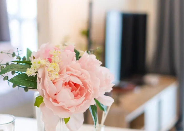 Apartment 2br, 6 Mins Walk Bts Wuttakat Bangkok