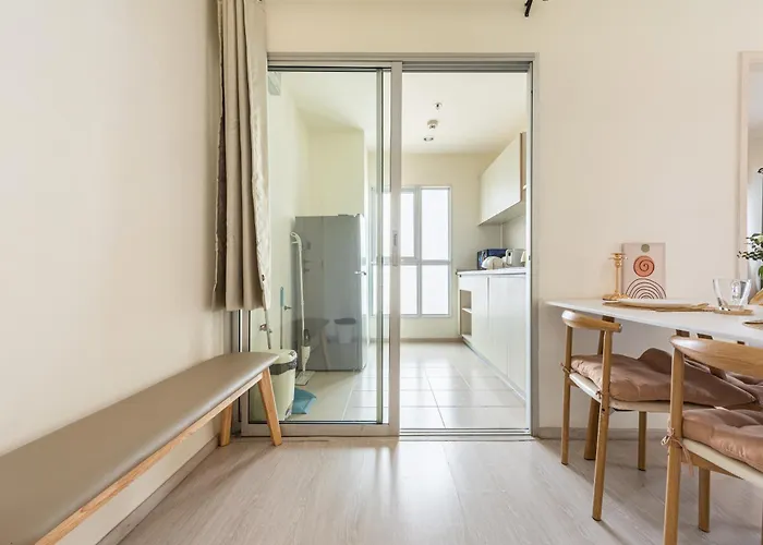 Apartment 2br, 6 Mins Walk Bts Wuttakat