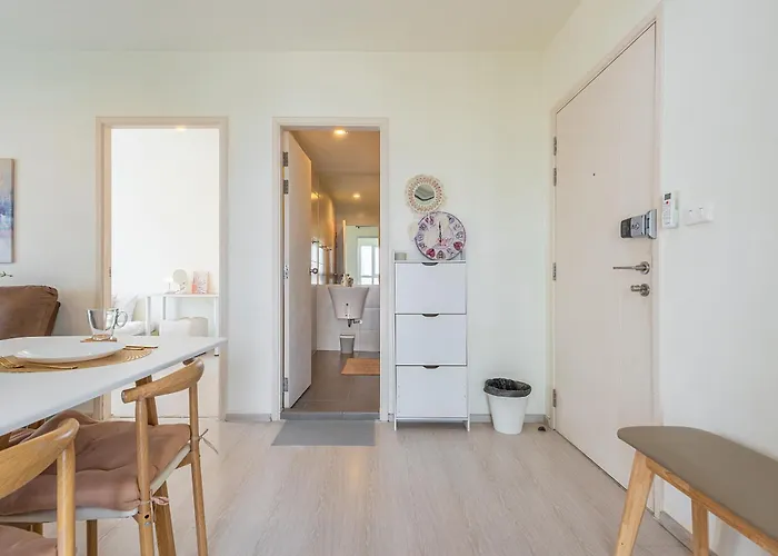 2br, 6 Mins Walk Bts Wuttakat * Bangkok