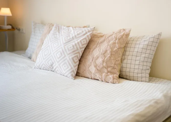 2br, 6 Mins Walk Bts Wuttakat Bangkok